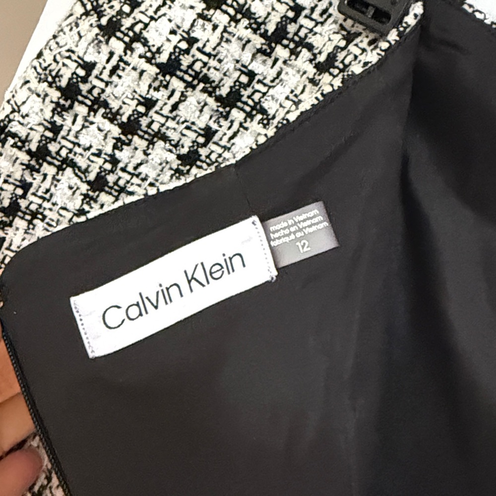 Calvin Klein Black and White Checkered Pencil Skirt - Picture 3 of 3
